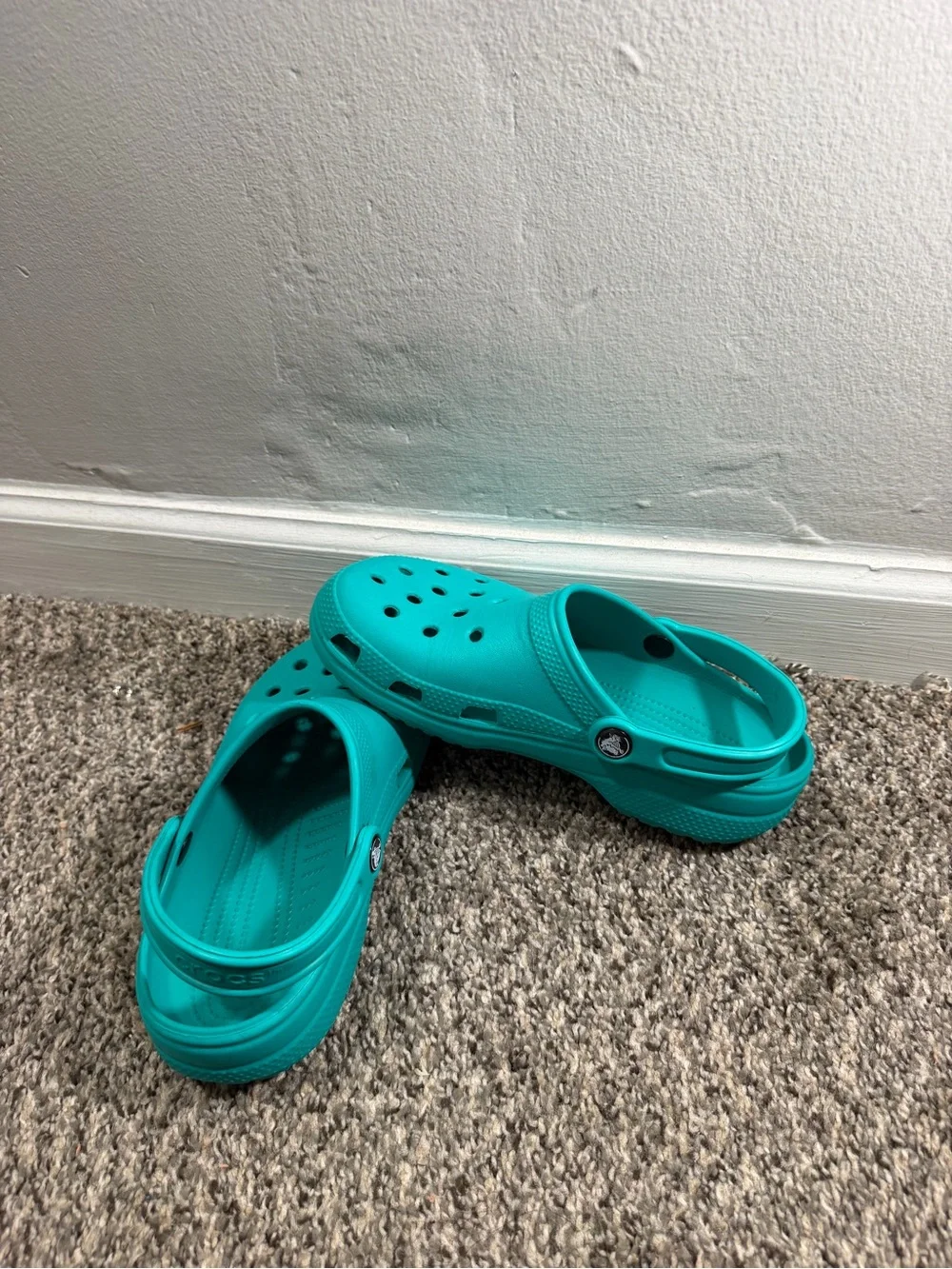 CROCS Kids Bright Teal Classic Clog Sandals